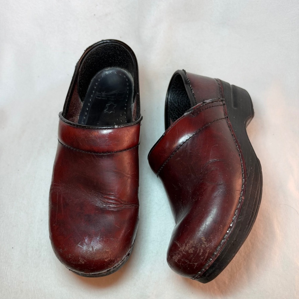 Dansko Professional Clogs Burgundy Cabrio Leather Slip On Shoes Womens 37